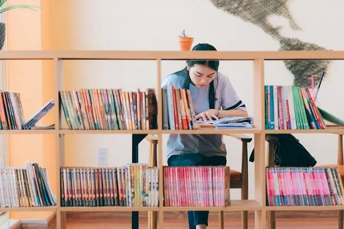 Velo book café – Quán Cafe Sách ở Đà Nẵng