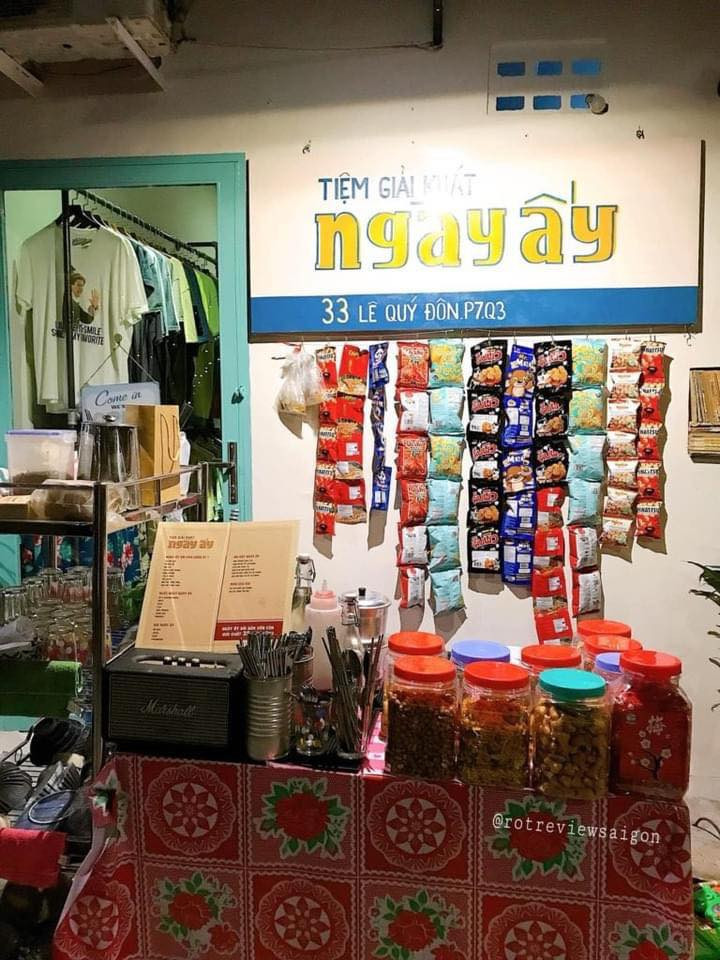 Tiệm Giải Khát Ngày Ấy
