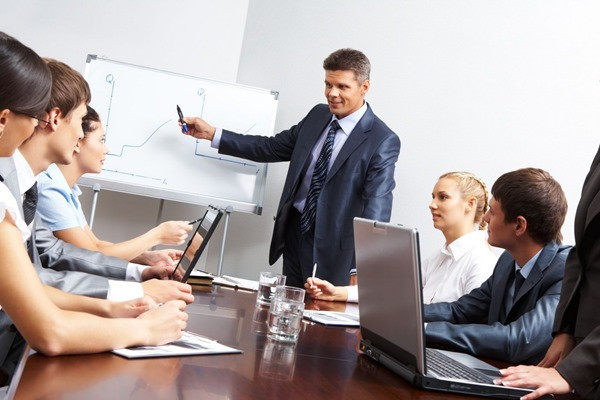 Giám đốc kinh doanh