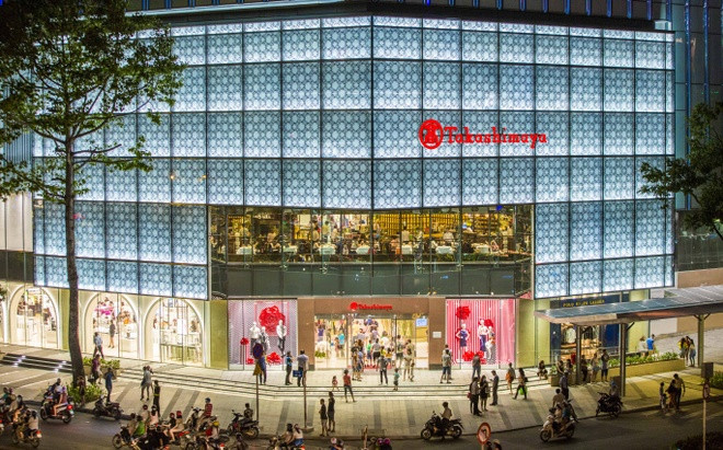 Takashimaya