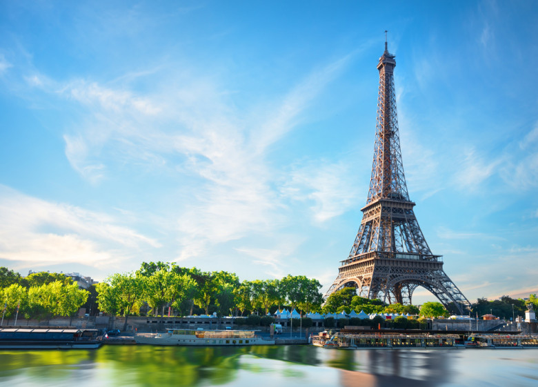 Paris, Pháp