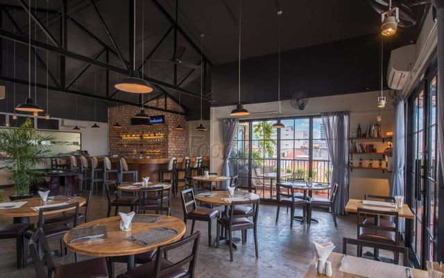 Bookmark Restaurant – Món Âu