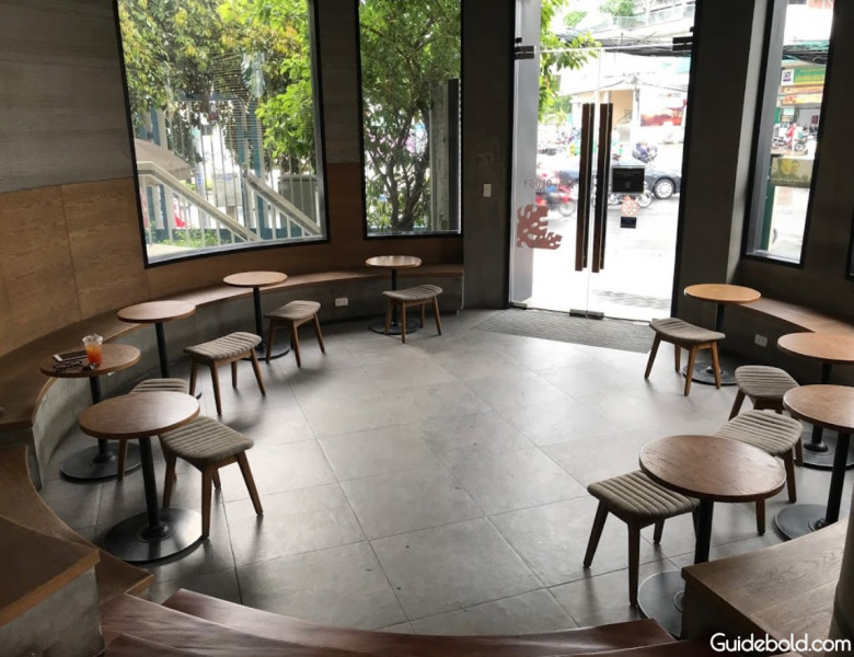 Starbucks - Quận 4