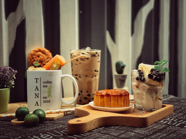 Tana Coffee & Tea