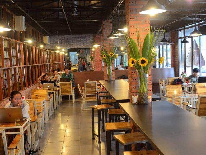 Hub Book Coffee