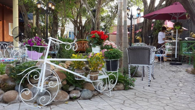 Paradise Cafe