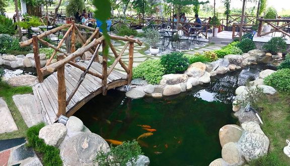 Lanzara Cafe