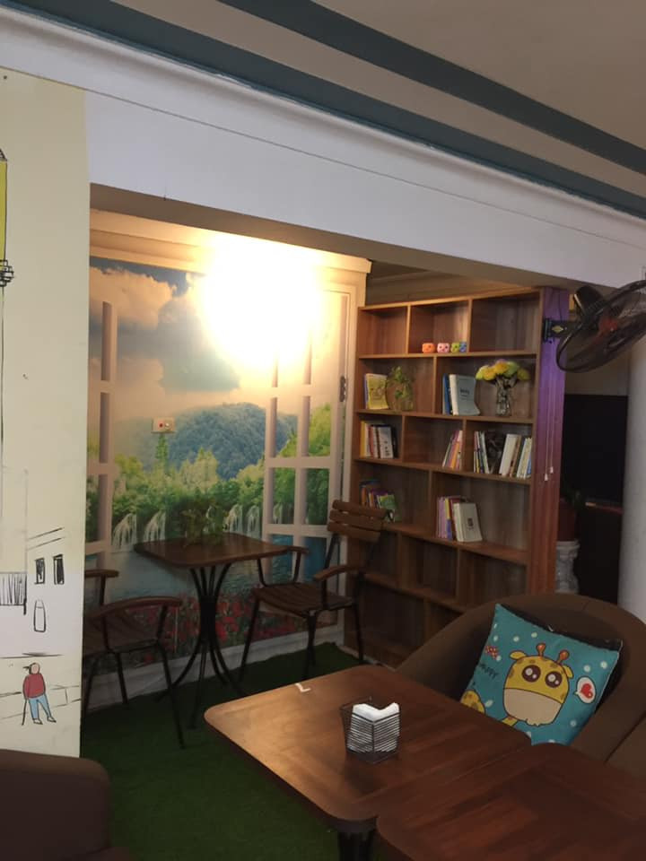 Book Cafe Linh Đàm