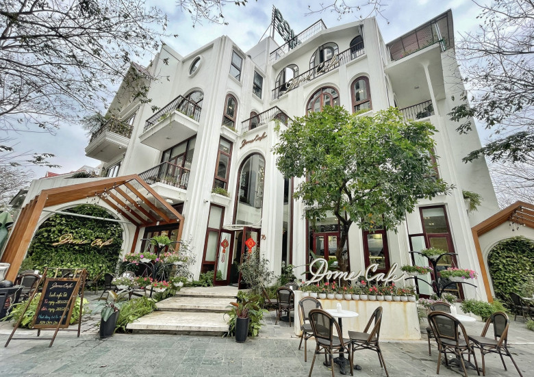 Dome cafe