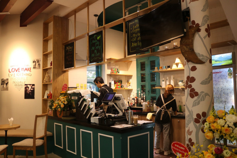 L’ami Cafe