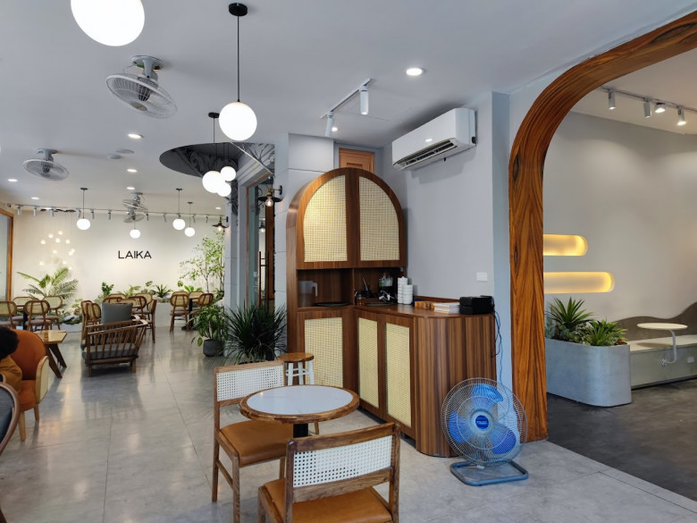 Laika Cafe