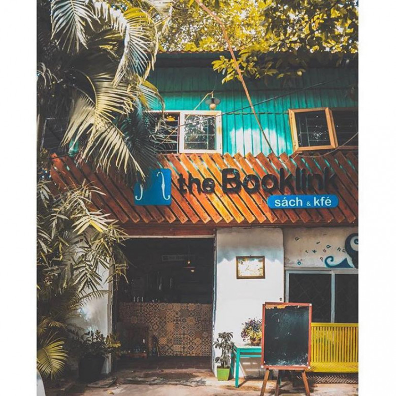 The Booklink Café