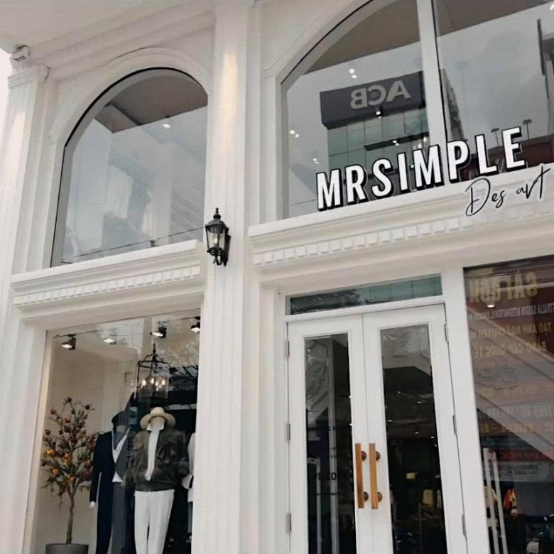 Mr. Simple