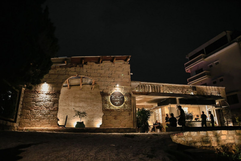 The lost cafe