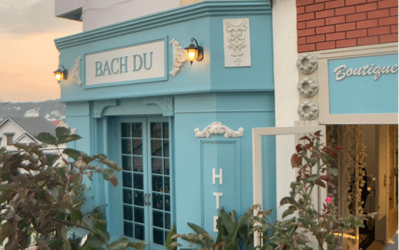 Bach Du Tea and Coffee House