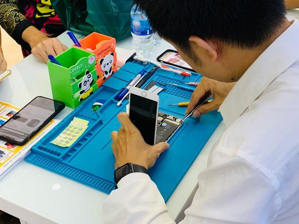 Cửa hàng sửa chữa điện thoại Hoàng Hà Mobile - Quận Đống Đa, Hà Nội