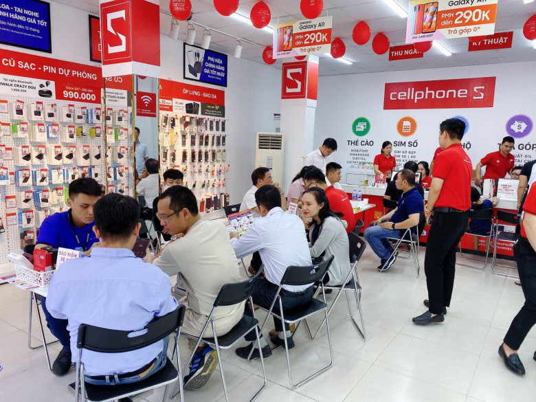 Cửa hàng sửa chữa điện thoại CellPhones - Quận Hai Bà Trưng, Hà Nội