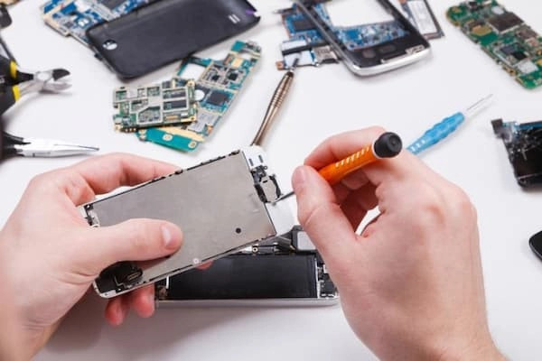 Cửa hàng sửa chữa điện thoại Đông Đô Mobile - Quận Hoàng Mai, Hà Nội