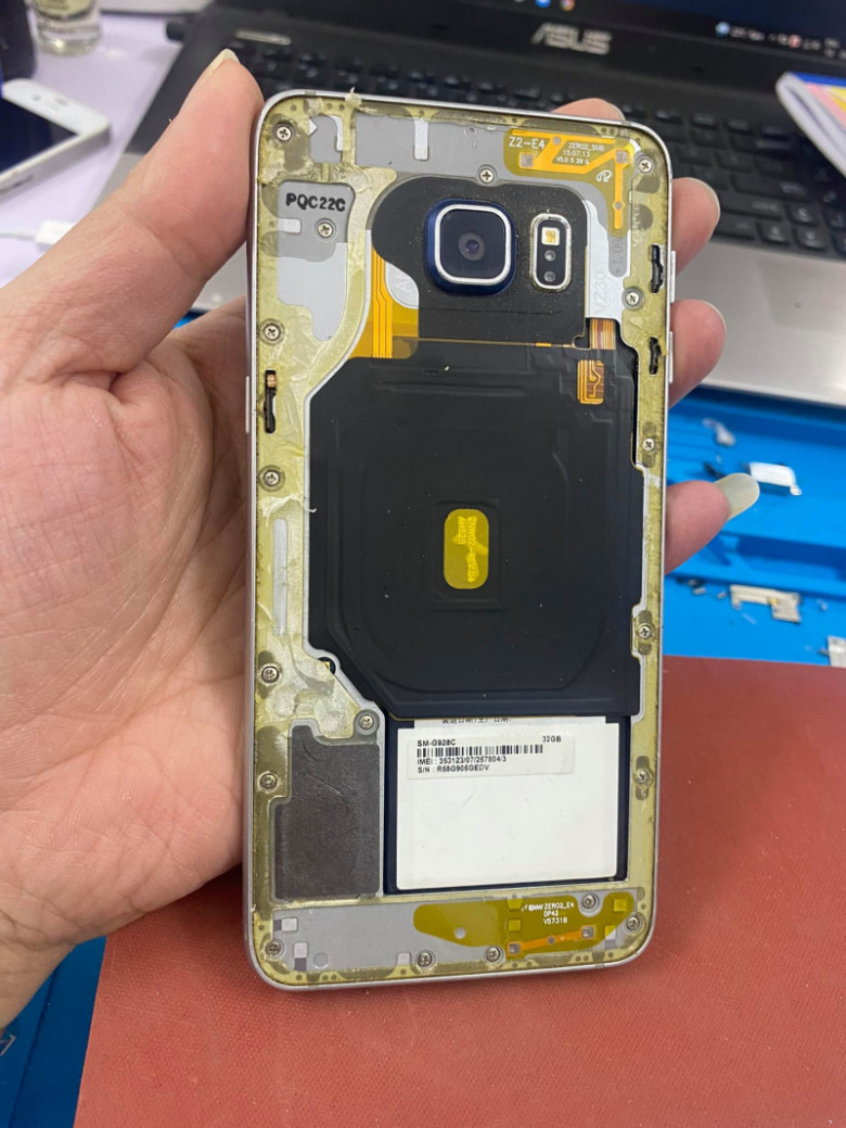 Cửa hàng sửa chữa điện thoại Sơn Thảo Mobile - Quận Long Biên, Hà Nội
