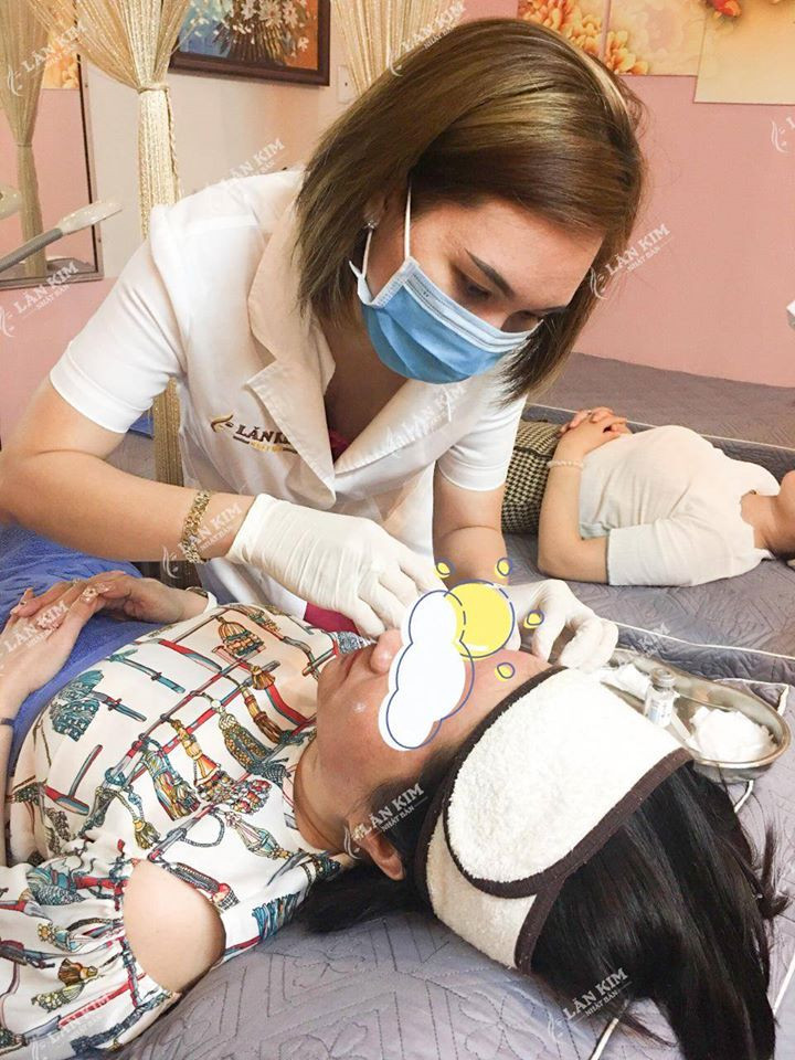 Viện chăm sóc & điều trị da Lăn Kim Nhật Bản - Quận 11, Hồ Chí Minh