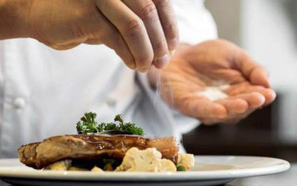 PGS.TS Phạm Cẩm Phương: Một số thói quen, cách ăn uống của người Việt làm tăng nguy cơ 