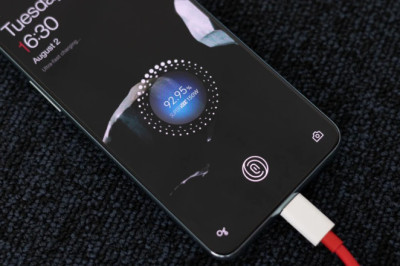 Ra mắt điện thoại flagship giá huỷ diệt OnePlus 10T