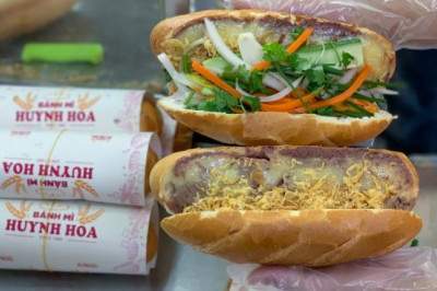Top 5 tiệm bánh mì ngon nhất ở Quận 1, Tp. Hồ Chí Minh